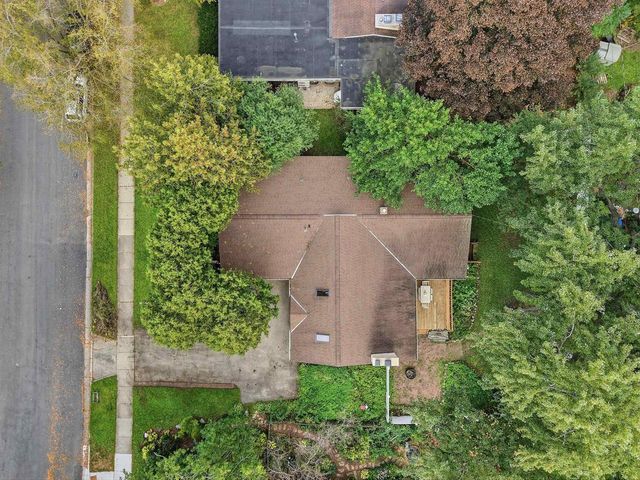 5133 Door Drive, Madison, WI 53705