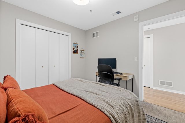 1240 S 2nd Street 511, Minneapolis, MN 55415