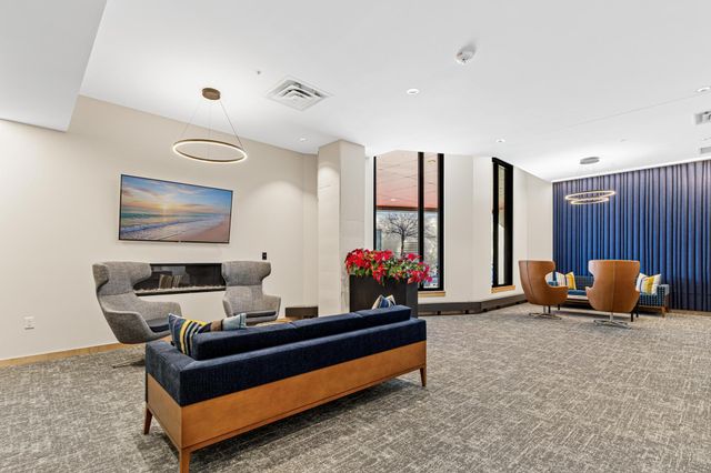 1240 S 2nd Street 511, Minneapolis, MN 55415