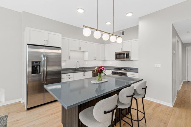 1240 S 2nd Street 511, Minneapolis, MN 55415