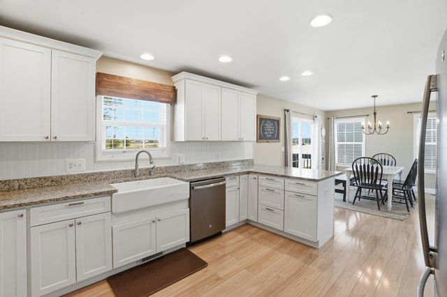 688 Village Parkway, Lowell, IN 46356