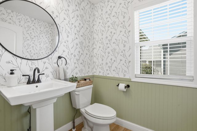 688 Village Parkway, Lowell, IN 46356