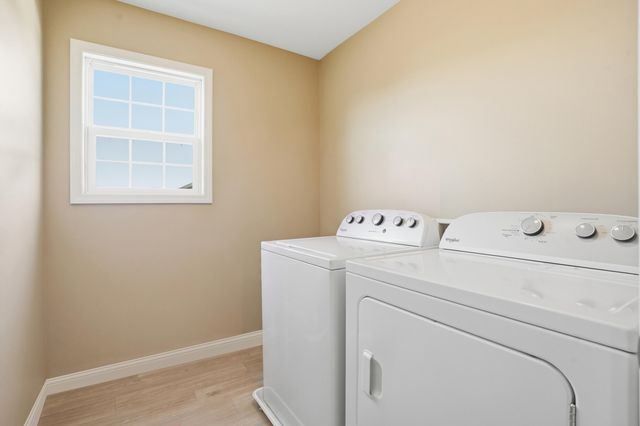 688 Village Parkway, Lowell, IN 46356