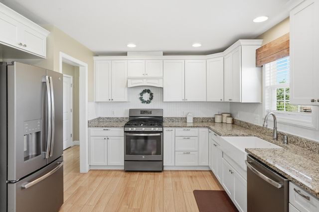 688 Village Parkway, Lowell, IN 46356