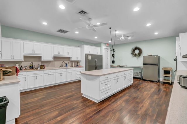 2455 Deer Ridge Lane Unit C, North Charleston, SC 29406