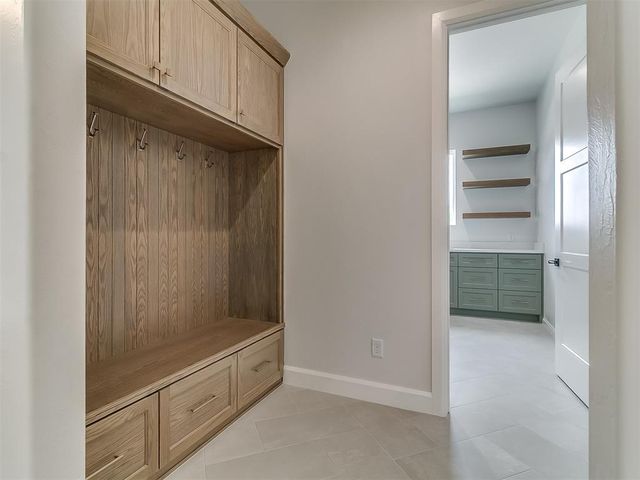 2724 Tanager Drive, Edmond, OK 73012