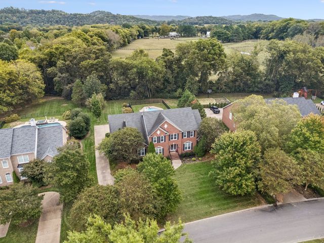 244 Gillette Dr, Franklin, TN 37069