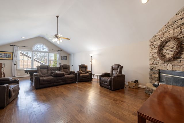 244 Gillette Dr, Franklin, TN 37069