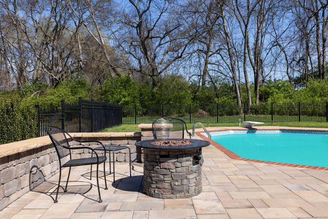 244 Gillette Dr, Franklin, TN 37069