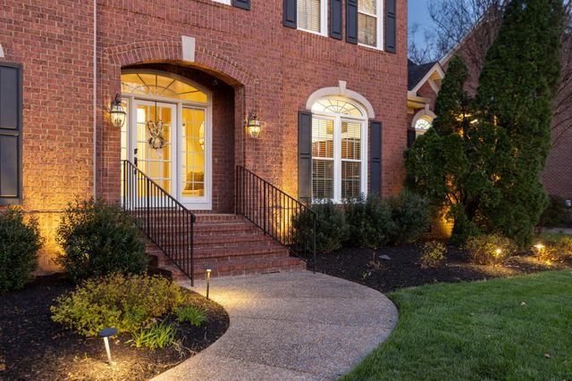 244 Gillette Dr, Franklin, TN 37069