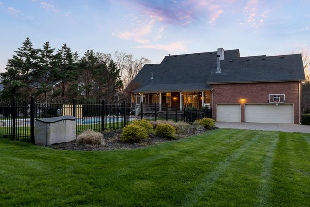 244 Gillette Dr, Franklin, TN 37069