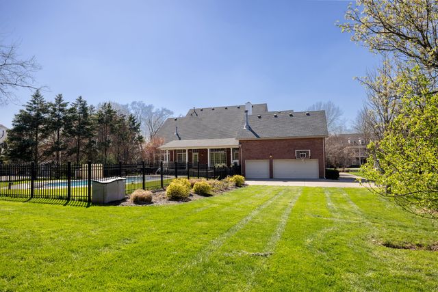 244 Gillette Dr, Franklin, TN 37069