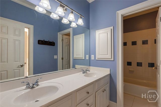 7208 Ivey Leaf Lane, Hoschton, GA 30548