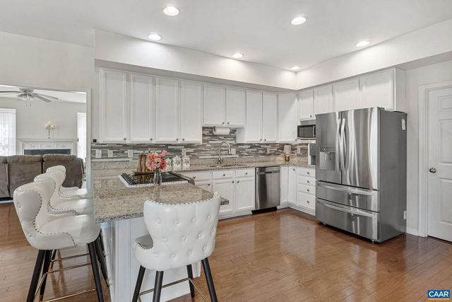 1365 AMBER RIDGE RD, Charlottesville, VA 22901