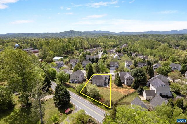 1365 AMBER RIDGE RD, Charlottesville, VA 22901