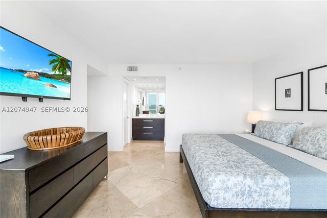 400 S Pointe Dr 505, Miami Beach, FL 33139