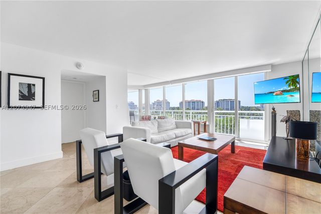 400 S Pointe Dr 505, Miami Beach, FL 33139