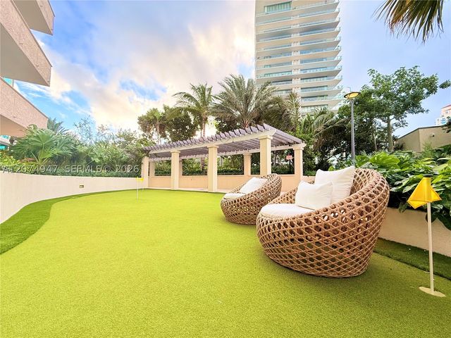 400 S Pointe Dr 505, Miami Beach, FL 33139