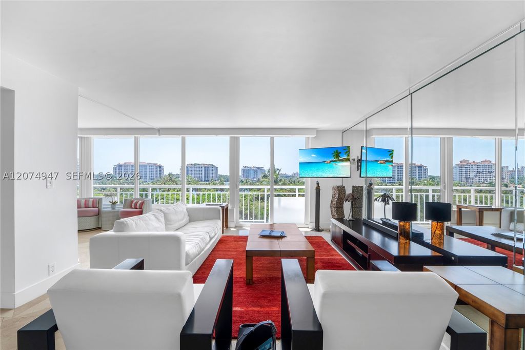 400 S Pointe Dr 505, Miami Beach, FL 33139