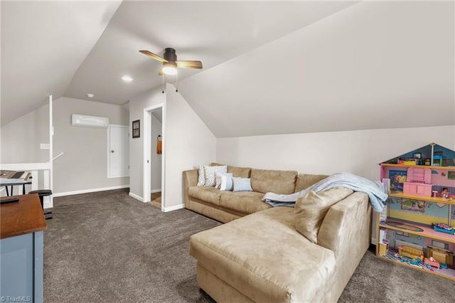 204 Birchwood Drive, Reidsville, NC 27320
