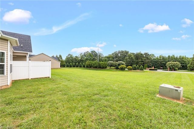 204 Birchwood Drive, Reidsville, NC 27320