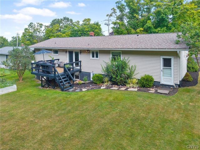 107 Sylvan Way, Camillus, NY 13031