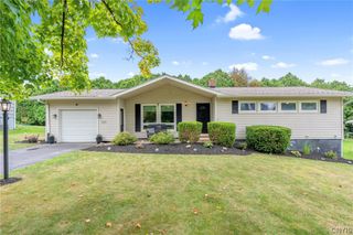 107 Sylvan Way, Camillus, NY 13031