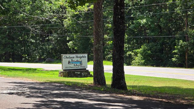 601 Dave Creek Pkwy Apt 73, Fairfield Bay, AR 72088