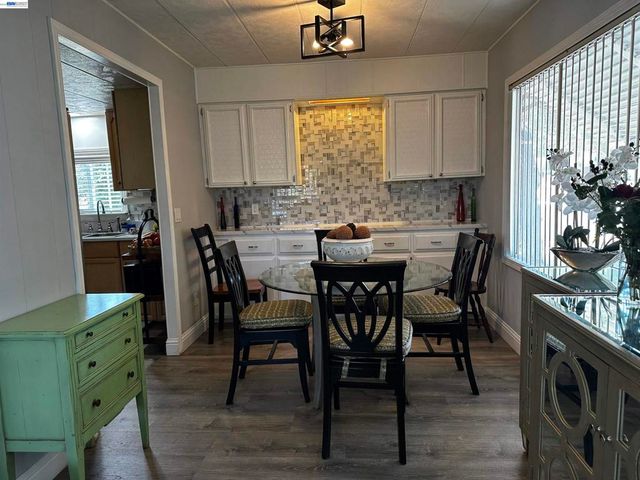 121 Fisk Ter, Fremont, CA 94538