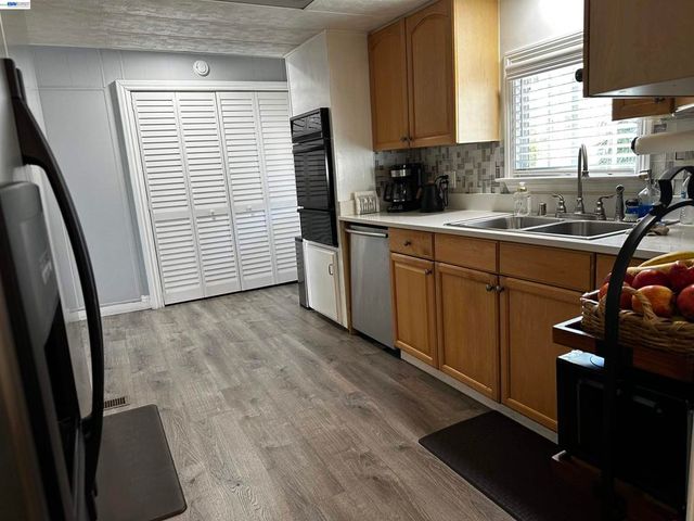 121 Fisk Ter, Fremont, CA 94538