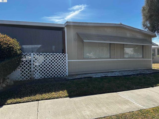 121 Fisk Ter, Fremont, CA 94538