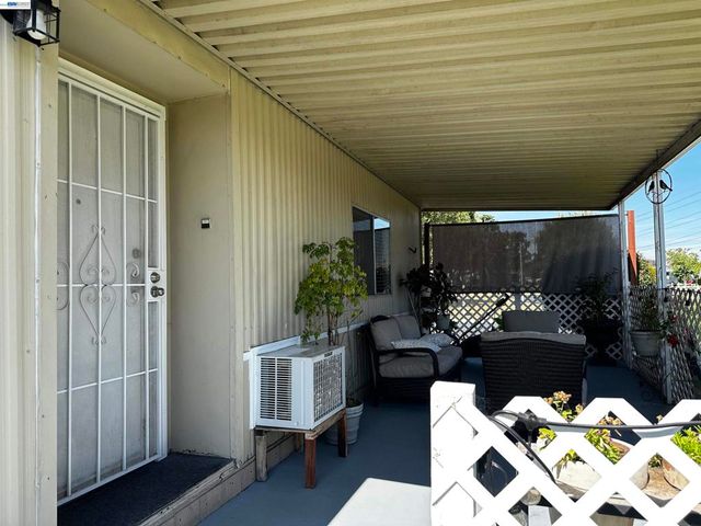 121 Fisk Ter, Fremont, CA 94538