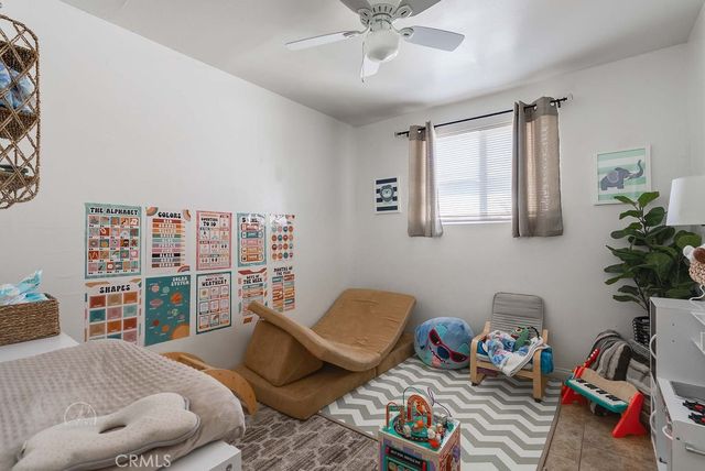1016 Meredith Drive, Bakersfield, CA 93304