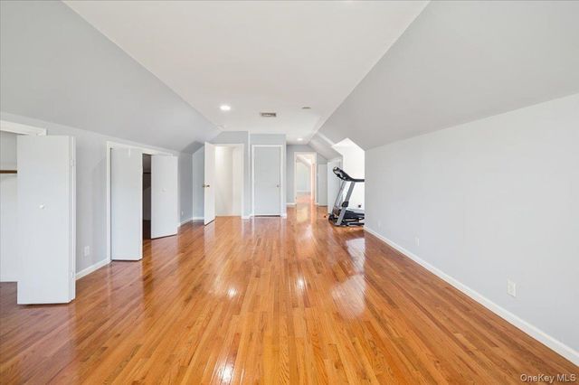 1 Windingwood Road N, Rye Brook, NY 10573