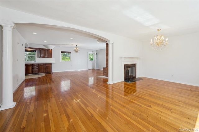 1 Windingwood Road N, Rye Brook, NY 10573