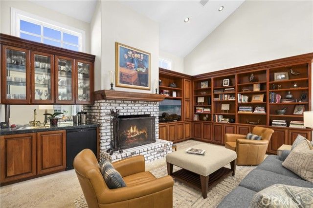 304 Marigold, Corona Del Mar (newport Beach), CA 92625