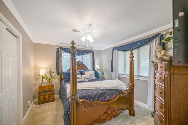 22618 Lake Shore Drive, Elkhart, IN 46514