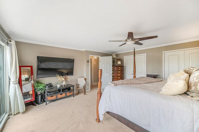 22618 Lake Shore Drive, Elkhart, IN 46514