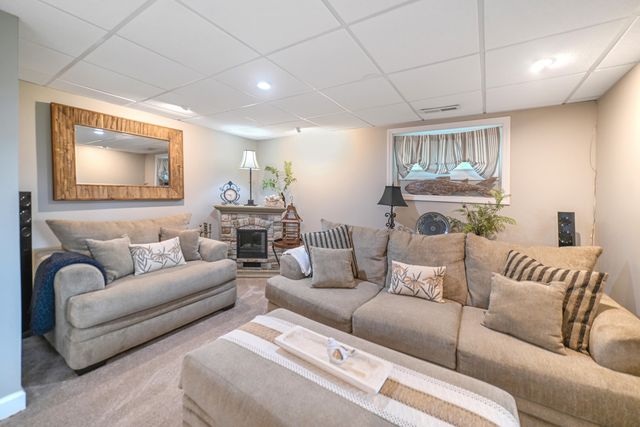 22618 Lake Shore Drive, Elkhart, IN 46514