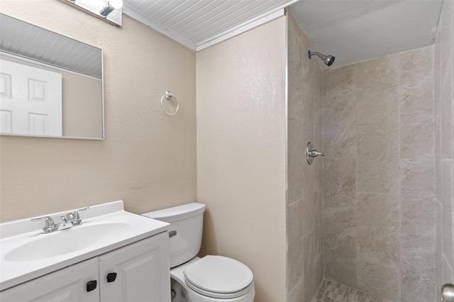 8705 N 13TH STREET B, Tampa, FL 33604