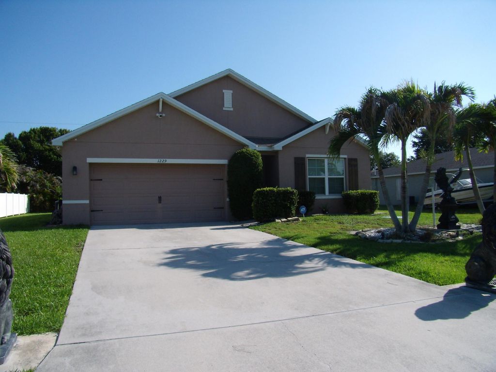 1229 SW Albenga Avenue, Port St. Lucie, Port St Lucie, FL 34953