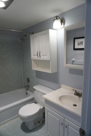 202 Andover H, West Palm Beach, FL 33417