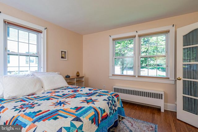 57 WASHINGTON ST, Rocky Hill, NJ 08553