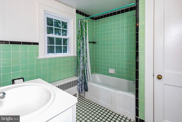 57 WASHINGTON ST, Rocky Hill, NJ 08553