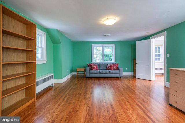 57 WASHINGTON ST, Rocky Hill, NJ 08553