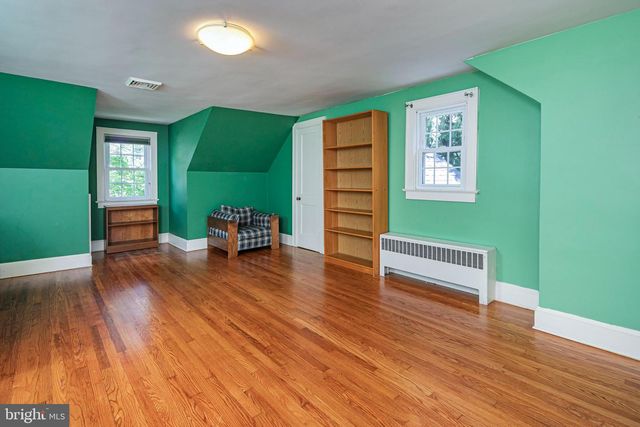 57 WASHINGTON ST, Rocky Hill, NJ 08553
