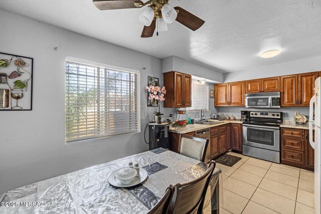 707 W 41st Street, Tucson, AZ 85713