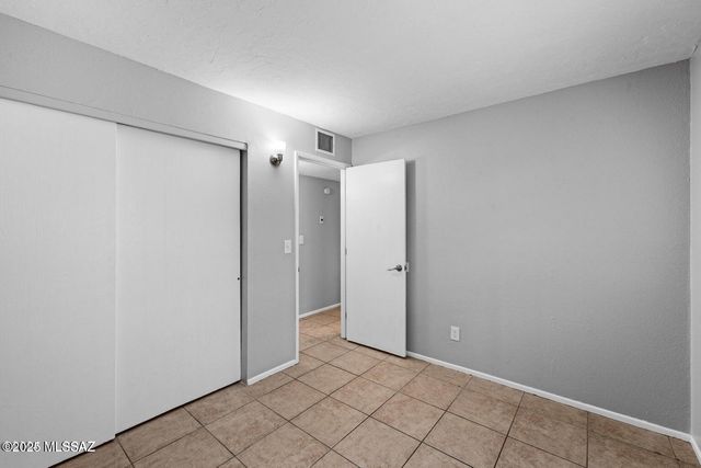 707 W 41st Street, Tucson, AZ 85713