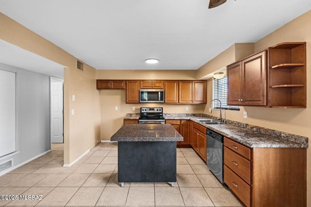 707 W 41st Street, Tucson, AZ 85713