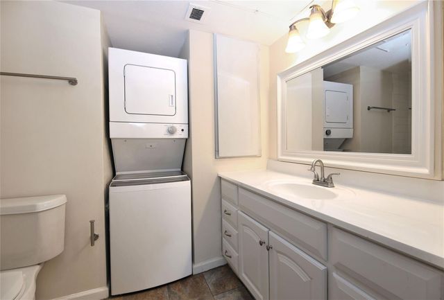 1601 S Shepherd 115, Houston, TX 77019